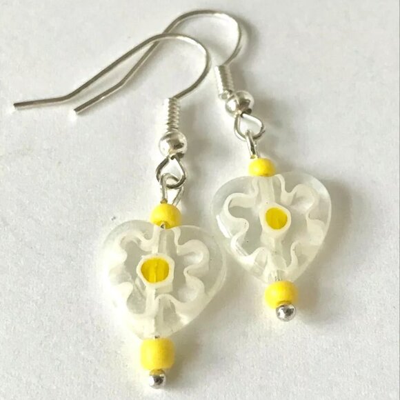 Vintage Murano Millefiori Heart Glass Earrings Bead Yellow White Silver Plated - Picture 2 of 10